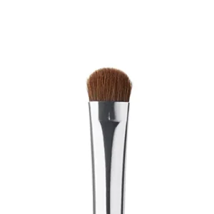 e.l.f. Eyeshadow Brush, Vegan Makeup Tool, For Precision Application and Flawless Blending, Contouring & Defining