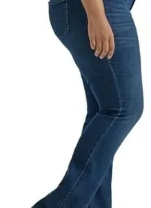 Lee Women’s Plus Size Legendary Mid Rise Bootcut Jean